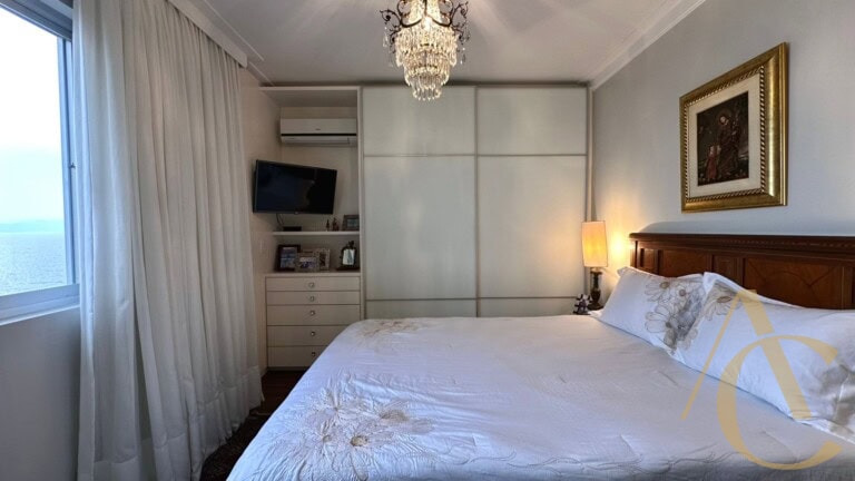 Apartamento à venda – 2 suítes – Agronômica | Florianópolis/SC.