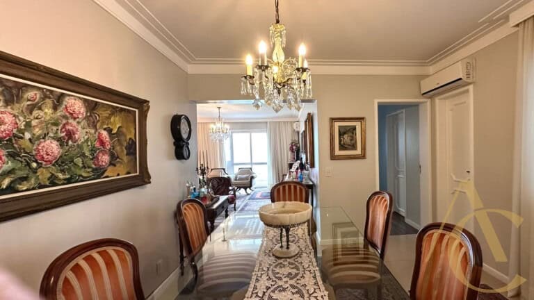 Apartamento à venda – 2 suítes – Agronômica | Florianópolis/SC.