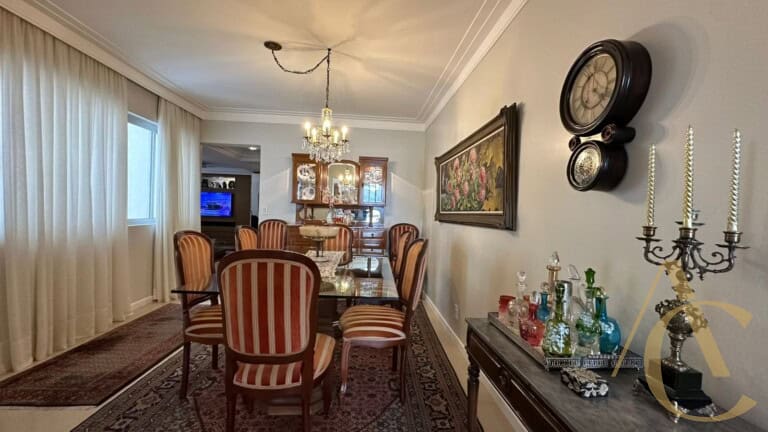 Apartamento à venda – 2 suítes – Agronômica | Florianópolis/SC.