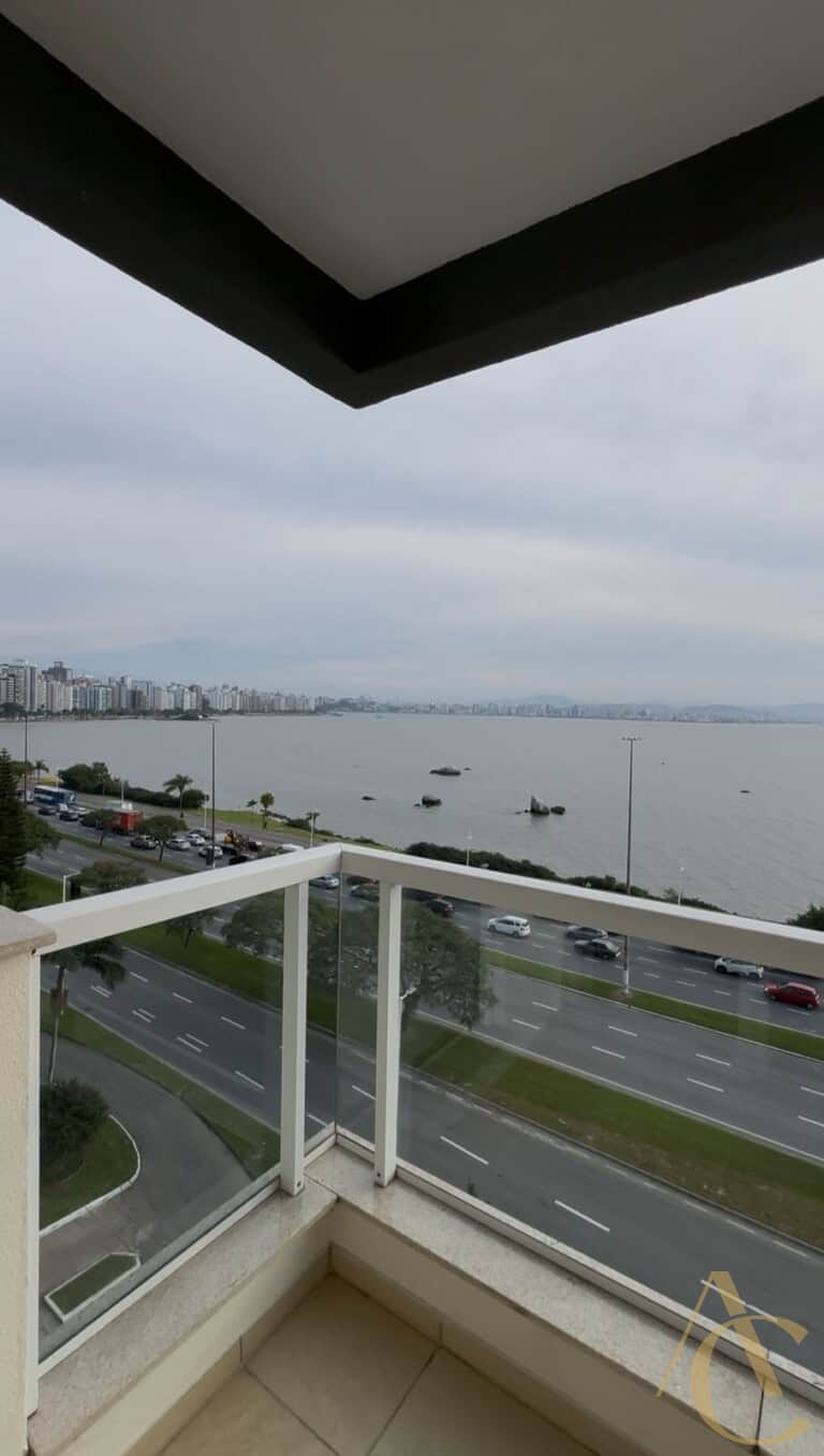 Apartamento à venda – 2 suítes – Agronômica | Florianópolis/SC.