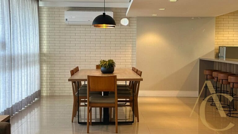 Apartamento à venda – 2 quartos sendo 1 suíte – Córrego Grande | Florianópolis/SC.