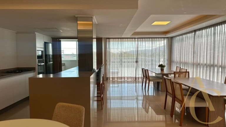 Apartamento à venda – 2 quartos sendo 1 suíte – Córrego Grande | Florianópolis/SC.