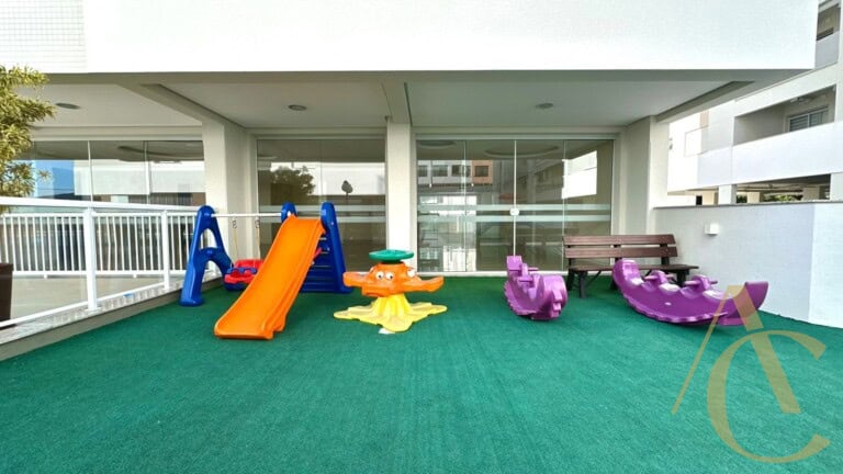 Apartamento à venda – 2 quartos sendo 1 suíte – Córrego Grande | Florianópolis/SC.