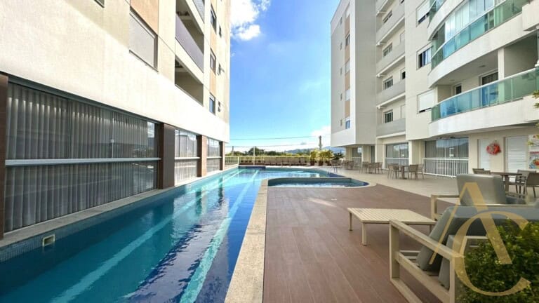 Apartamento à venda – 2 quartos sendo 1 suíte – Córrego Grande | Florianópolis/SC.