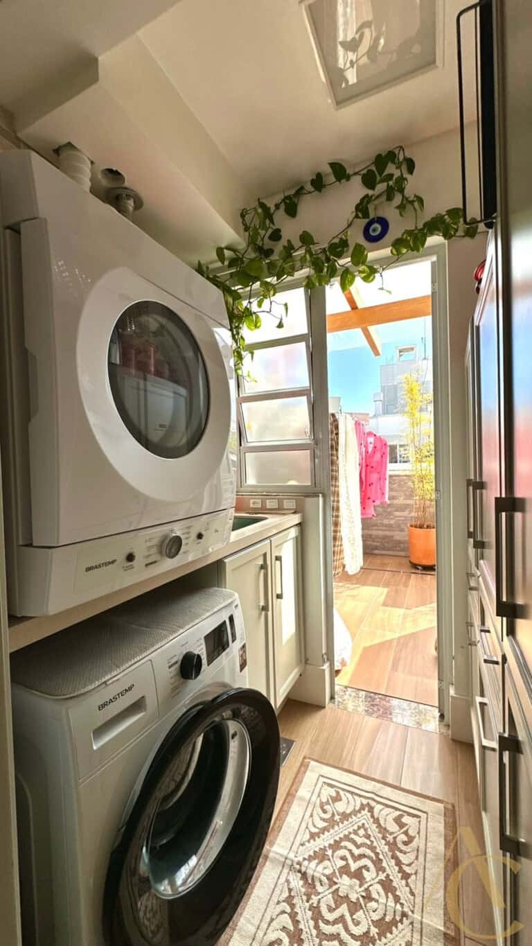 Apartamento à venda – 2 quartos sendo 1 suíte – Córrego Grande | Florianópolis/SC.