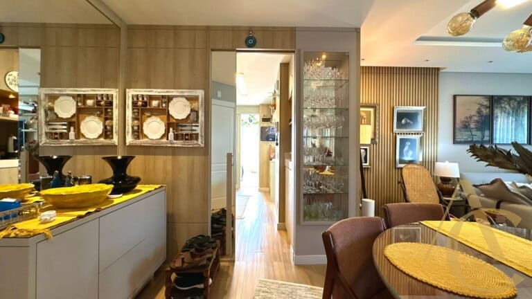 Apartamento à venda – 2 quartos sendo 1 suíte – Córrego Grande | Florianópolis/SC.