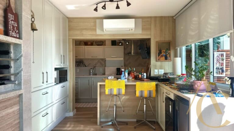 Apartamento à venda – 2 quartos sendo 1 suíte – Córrego Grande | Florianópolis/SC.
