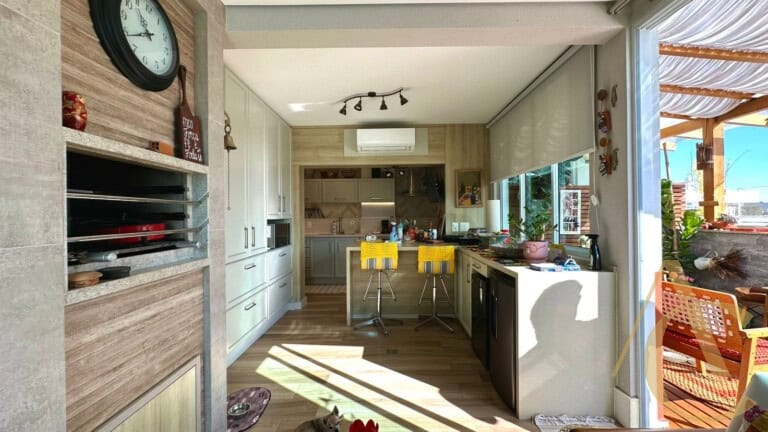 Apartamento à venda – 2 quartos sendo 1 suíte – Córrego Grande | Florianópolis/SC.
