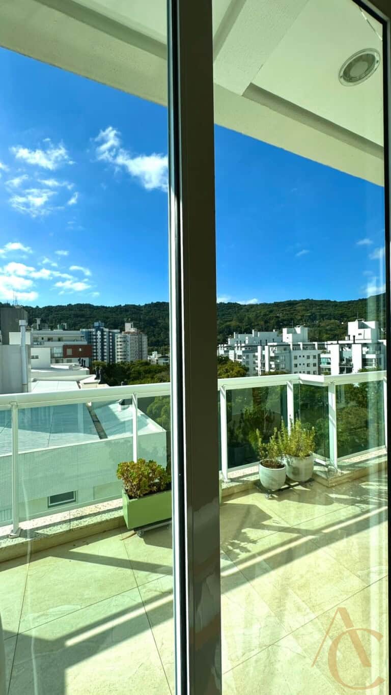Apartamento à venda – 2 quartos sendo 1 suíte – Córrego Grande | Florianópolis/SC.