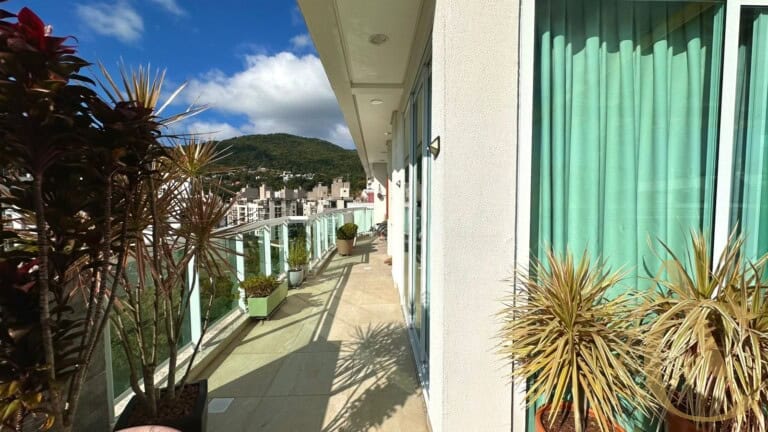 Apartamento à venda – 2 quartos sendo 1 suíte – Córrego Grande | Florianópolis/SC.