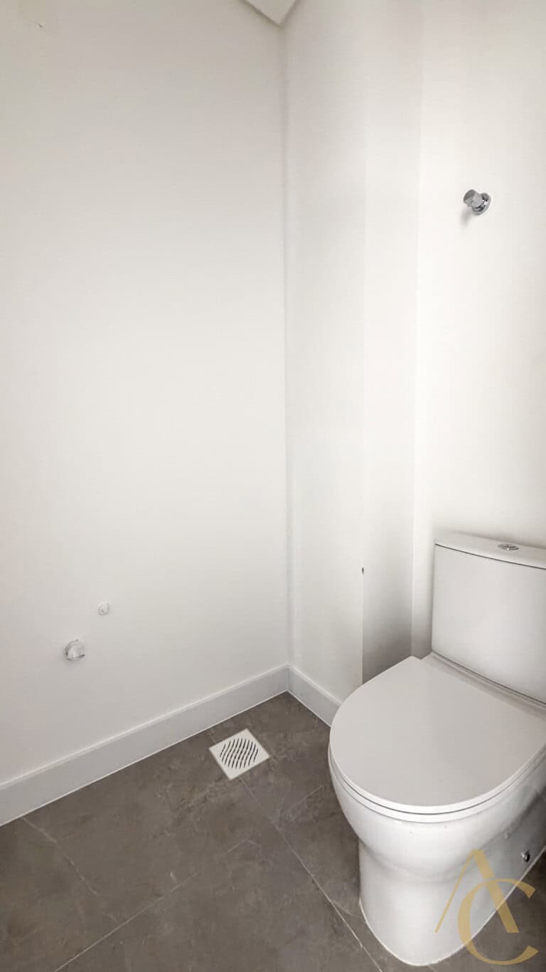 Apartamento à venda – 3 suítes e Sacada com Churrasqueira – Campinas | São José/SC.