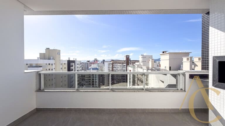 Apartamento à venda – 3 suítes e Sacada com Churrasqueira – Campinas | São José/SC.