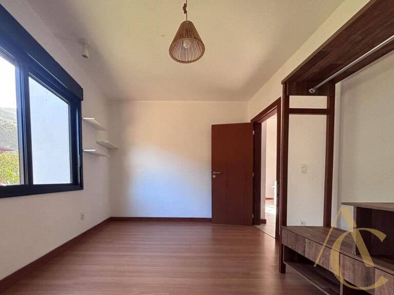 Casa à venda – 3 Quartos sendo 2 Suítes – Pântano do Sul | Florianópolis /SC