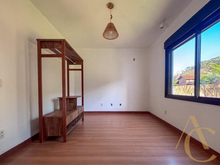 Casa à venda – 3 Quartos sendo 2 Suítes – Pântano do Sul | Florianópolis /SC