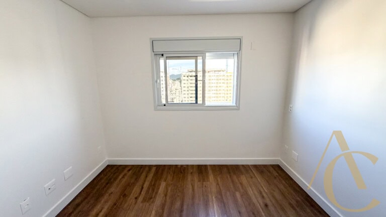 Apartamento à venda – 3 suítes com Workstation – Campinas | São José/SC.