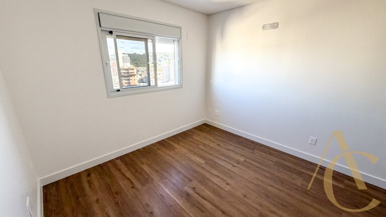 Apartamento à venda – 3 suítes com Workstation – Campinas | São José/SC.