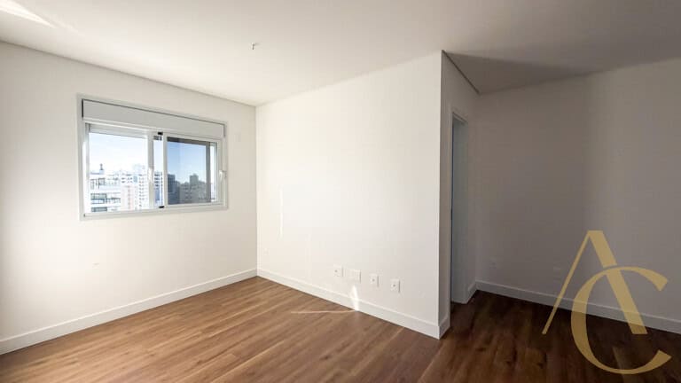 Apartamento à venda – 3 suítes com Workstation – Campinas | São José/SC.