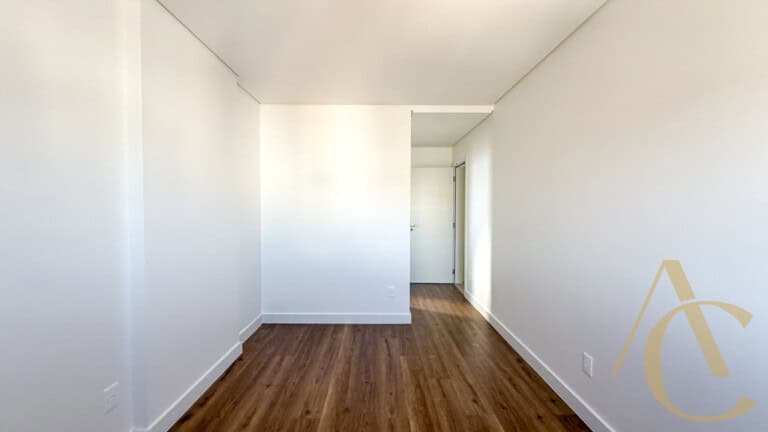 Apartamento à venda – 3 suítes com Workstation – Campinas | São José/SC.