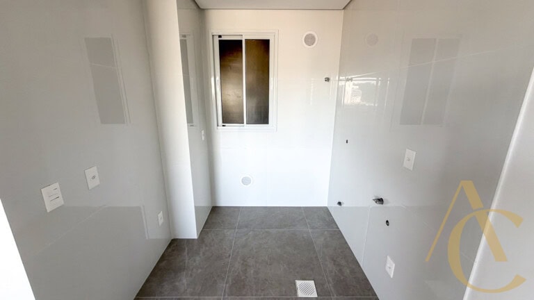 Apartamento à venda – 3 suítes com Workstation – Campinas | São José/SC.