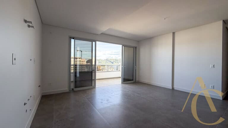 Apartamento à venda – 3 suítes com Workstation – Campinas | São José/SC.