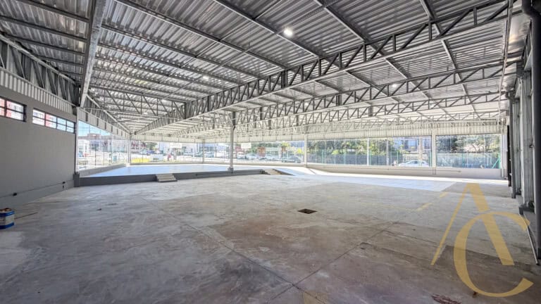 Loja para alugar – 750,00m² – Capoeiras | Florianópolis/SC.