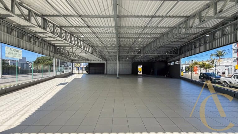 Loja para alugar – 750,00m² – Capoeiras | Florianópolis/SC.