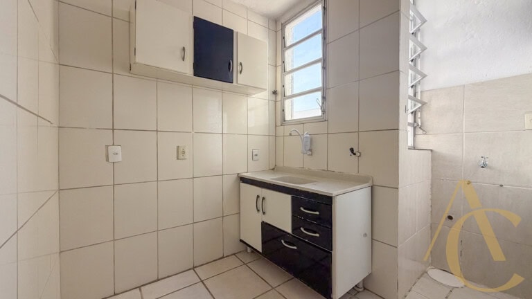Apartamento para alugar – 2 quartos – Centro | Florianópolis/SC.