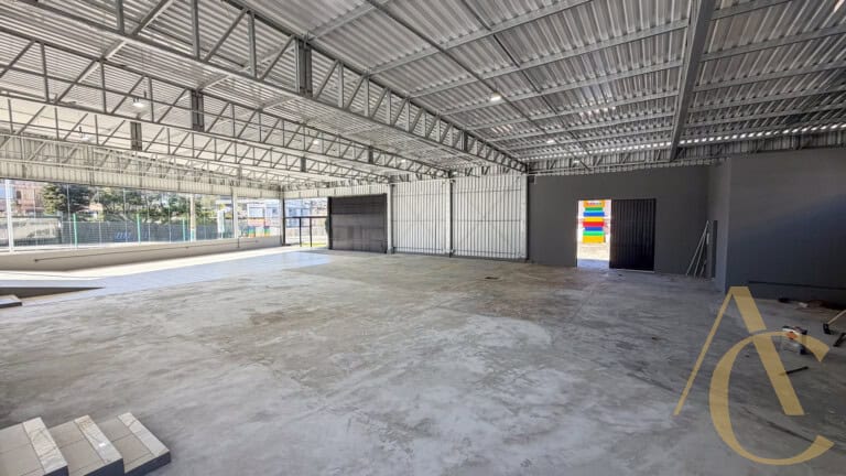 Loja para alugar – 750,00m² – Capoeiras | Florianópolis/SC.