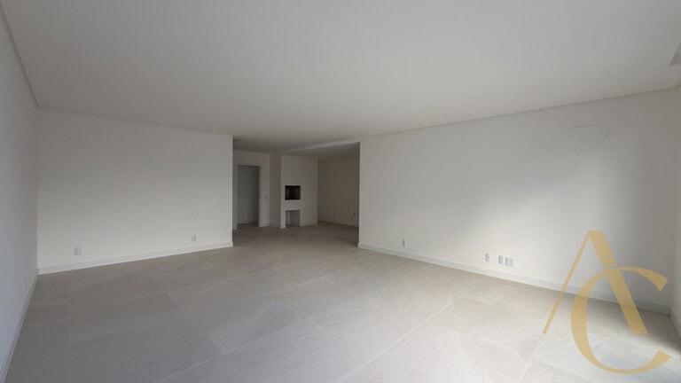 Apartamento à venda – 3 suítes – Centro | Florianópolis/SC.