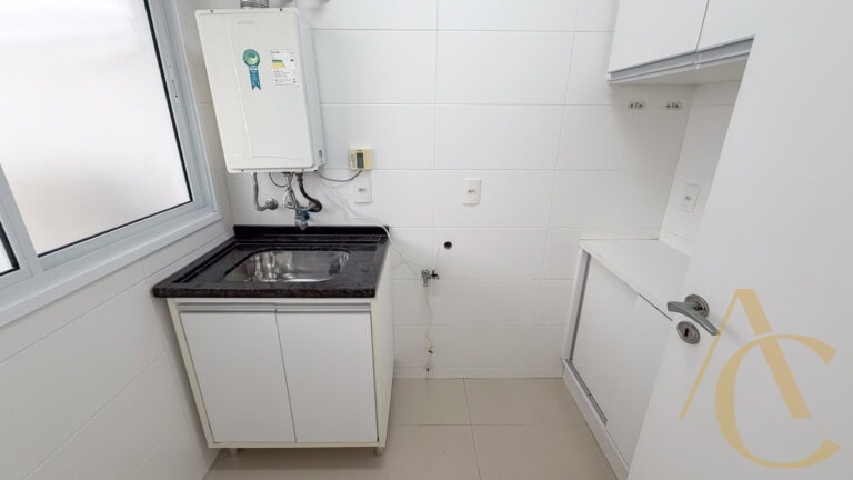 Apartamento para locação – 3 suítes – Centro | Florianópolis/SC