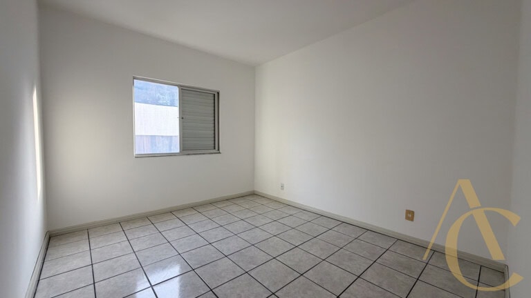 Apartamento para alugar – 2 quartos – Centro | Florianópolis/SC.