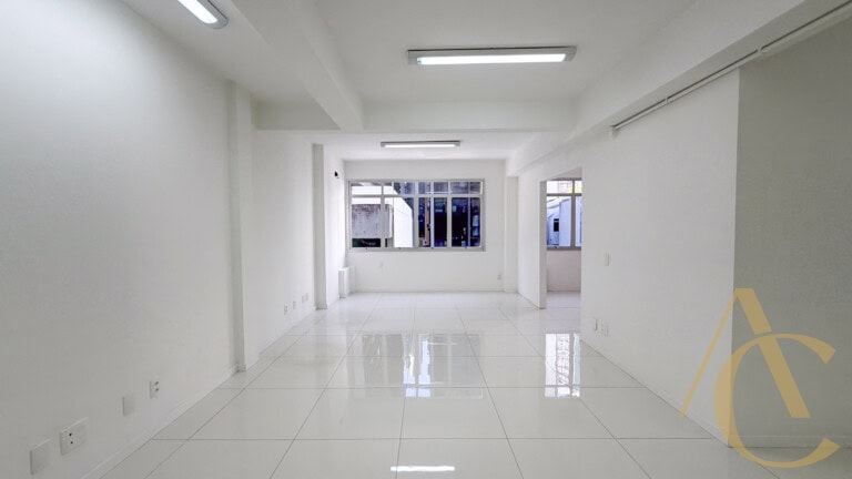 Sala para alugar – 80,00m² – Centro | Florianópolis/SC.
