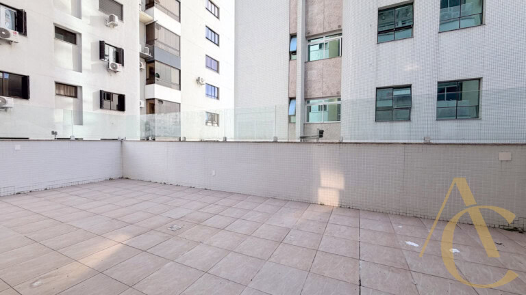 Apartamento para locação – 3 suítes – Centro | Florianópolis/SC