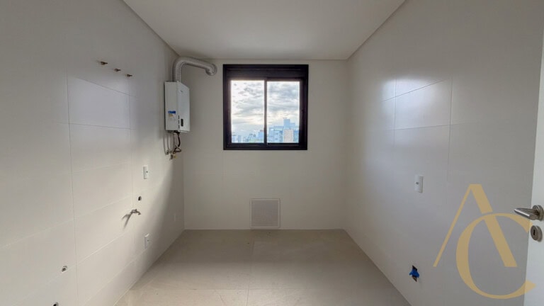 Apartamento à venda – 3 suítes – Centro | Florianópolis/SC.