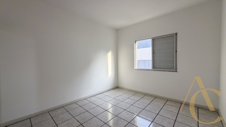 Apartamento para alugar – 2 quartos – Centro | Florianópolis/SC.