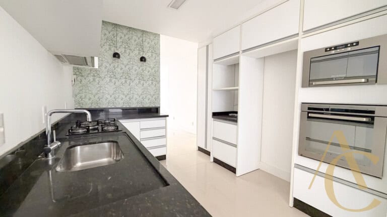 Apartamento para locação – 3 suítes – Centro | Florianópolis/SC
