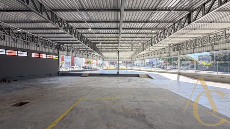 Loja para alugar – 750,00m² – Capoeiras | Florianópolis/SC.
