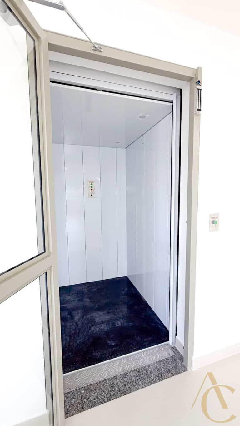 Sala para alugar – 178,55 m² – Centro | Paulo Lopes/SC.