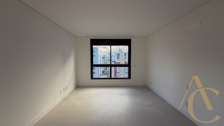 Apartamento à venda – 3 suítes – Centro | Florianópolis/SC.