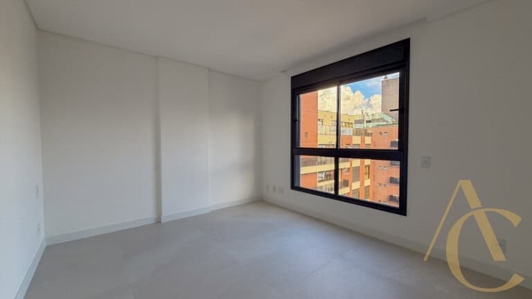 Apartamento à venda – 3 suítes – Centro | Florianópolis/SC.