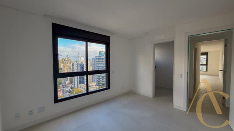 Apartamento à venda – 3 suítes – Centro | Florianópolis/SC.