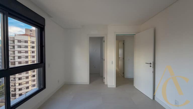 Apartamento à venda – 3 suítes – Centro | Florianópolis/SC.