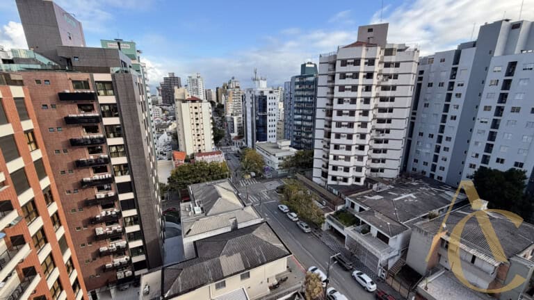 Apartamento à venda – 3 suítes – Centro | Florianópolis/SC.