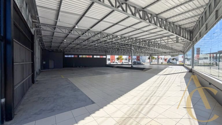 Loja para alugar – 750,00m² – Capoeiras | Florianópolis/SC.