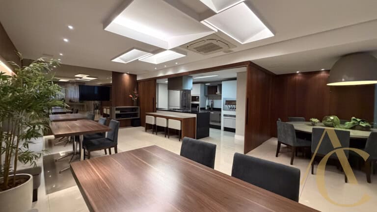 Apartamento para locação – 3 suítes – Centro | Florianópolis/SC