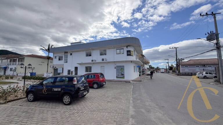 Sala para alugar – 103,12m² – Centro | Paulo Lopes/SC.