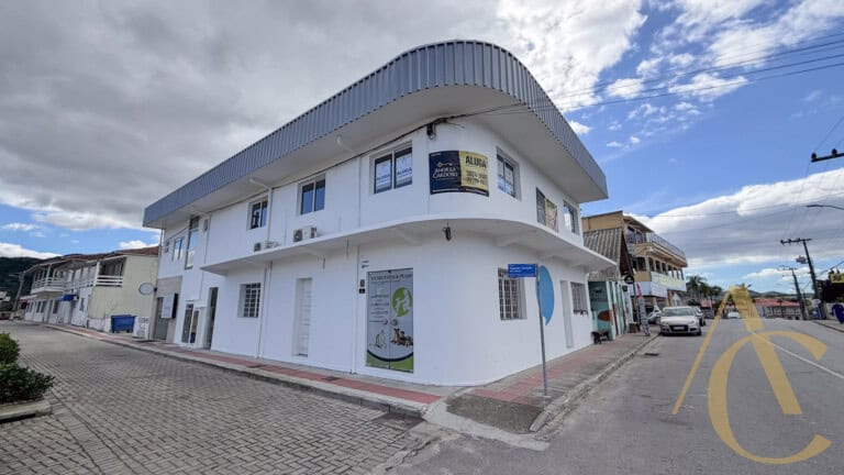 Sala para alugar – 103,12m² – Centro | Paulo Lopes/SC.
