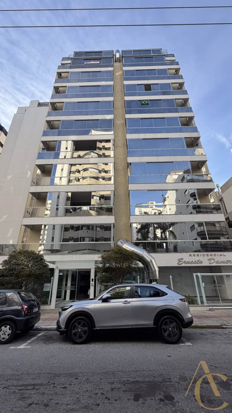 Apartamento para locação – 3 suítes – Centro | Florianópolis/SC