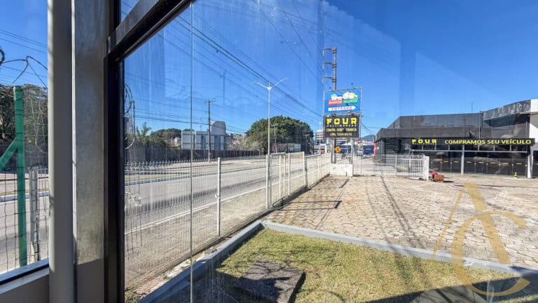 Loja para alugar – 750,00m² – Capoeiras | Florianópolis/SC.