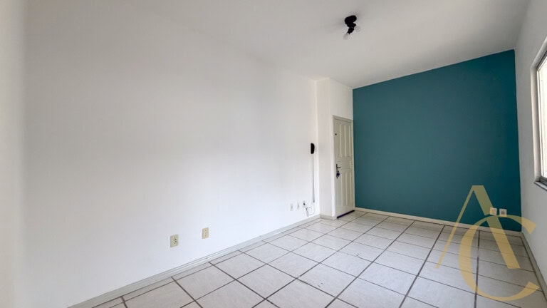 Apartamento para alugar – 2 quartos – Centro | Florianópolis/SC.